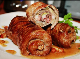 Мясные рулетики по-итальянски
